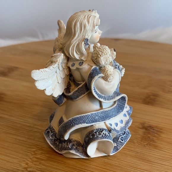 Cheri Lane Angel Figurine - Picture 5 of 11